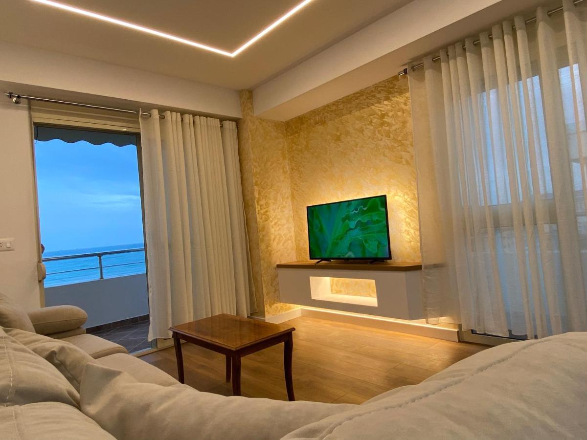 The Blue Pearl Apartment 2 Durrës Exterior foto